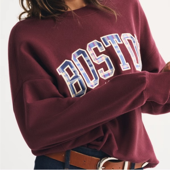 A&F Boston Plaid Sunday Crewneck Sweatshirt - Picture 4 of 12